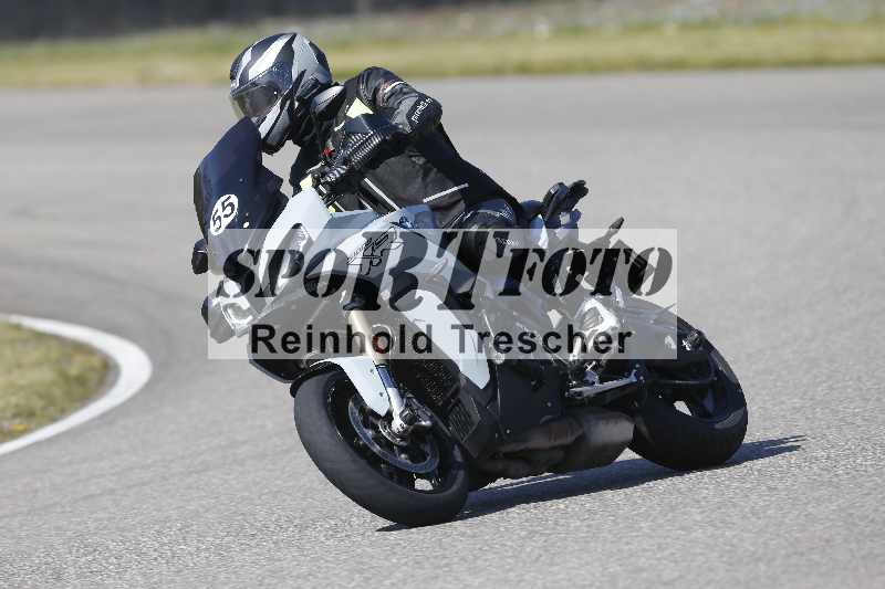 /01 02.04.2026 MAZ ADR/Gruppe gelb Gruppe gruen/55